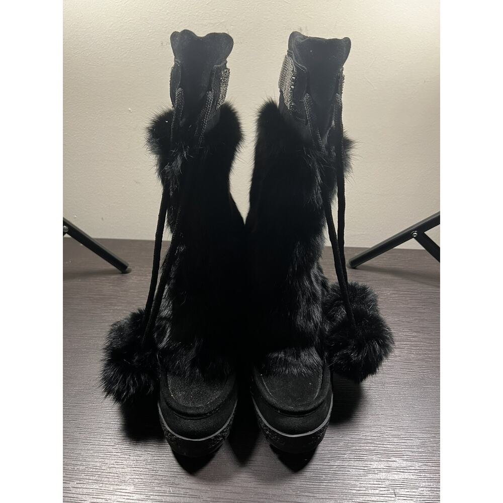 Coach Maryann Size 8B Black Suede/Beaded/Rabbit Fur Winter Boots